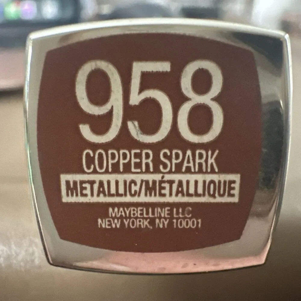 Maybelline Metallic Lipstick 958 Copper Spark New Sealed Goth Cyberpunk 90s Vibe